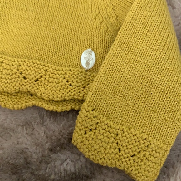 Gorgeous Pili Carrera Cardigan! - Picture 2 of 3